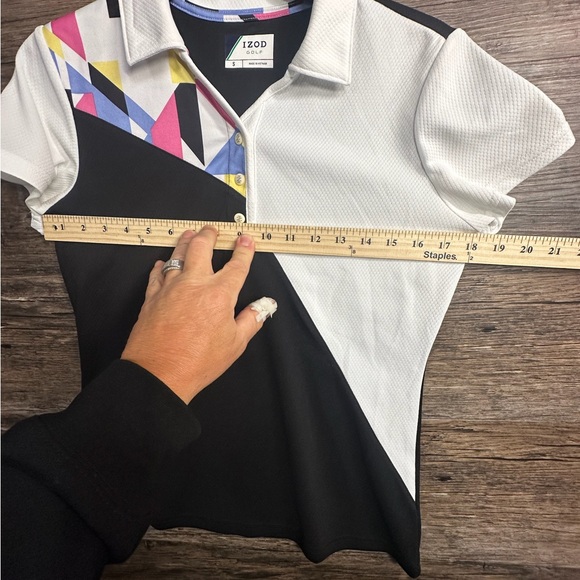 Izod Golf Black and White Fitted Graphic Polo Shirt - Picture 4 of 5